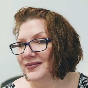 Meet your Posher, Lorinda